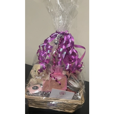 Cellophane basket hamper Cellophane basket hamper