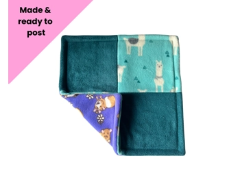 18" Pee Pad - teal & llamas