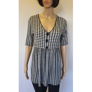 BOOHOO Black and White Cheque Long Top Size UK12 BOOHOO Black and White Cheque Long Top Size UK12