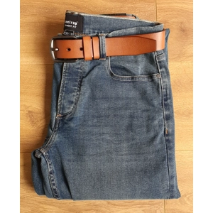 FIRETRAP Straight Jeans W30 L32 with 100% Genuine Leather FIRETRAP  Brown Belt - New with Tags