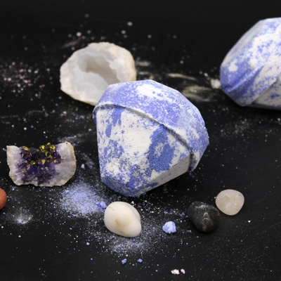 Gemstone Bath Bomb - Raspberry & Pomegranate Gemstone Bath Bomb - Raspberry & Pomegranate