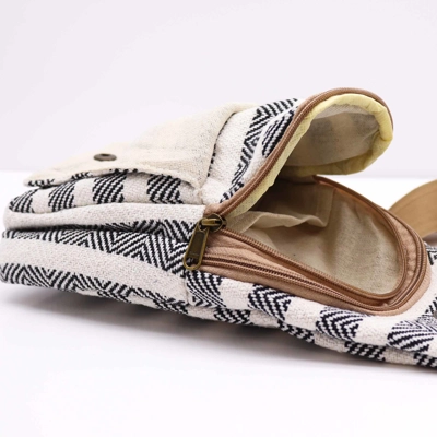 Body Cross Bag Natural Cotton - Black & White Body Cross Bag Natural Cotton - Black & White