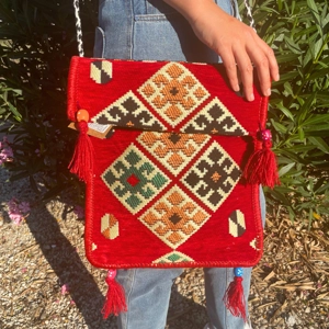 Red Kilim Messenger Festival..