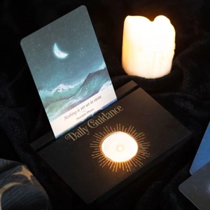 Black Daily Guidance Tarot C..