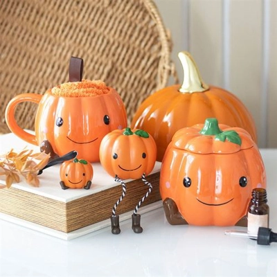 Cute Smiling Pumpkin Mug and Socks Set Cute Smiling Pumpkin Mug and Socks Set