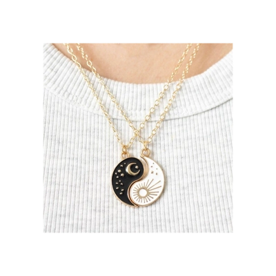 Pair of Yin Yang Best Friend Pendant Necklaces Pair of Yin Yang Best Friend Pendant Necklaces