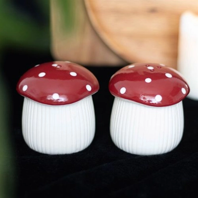 Mushroom Salt and Pepper Shakers Mushroom Salt and Pepper Shakers