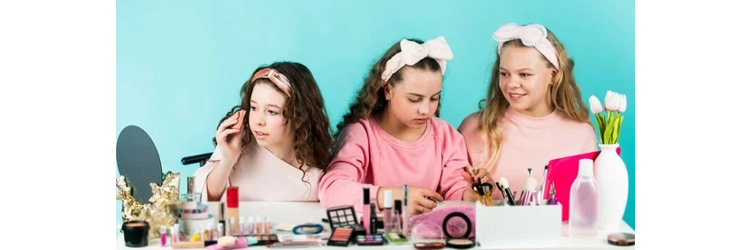 Teenage Girls under the Pressure of Society’s Beauty Standards: Make up and Skincare
