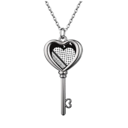 Palestine Keffiyeh Heart Silver Necklace