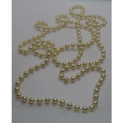 Sautoir style white bead necklace
