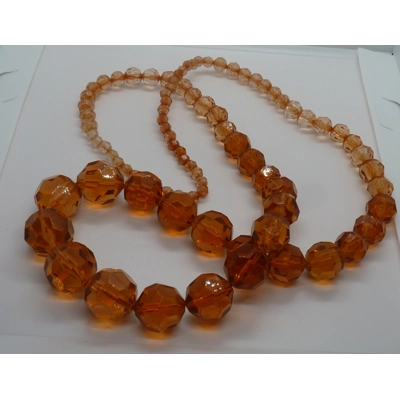 Amber coloured necklace Amber coloured necklace