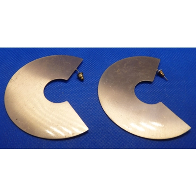 Moon shaped earrings Moon shaped earrings