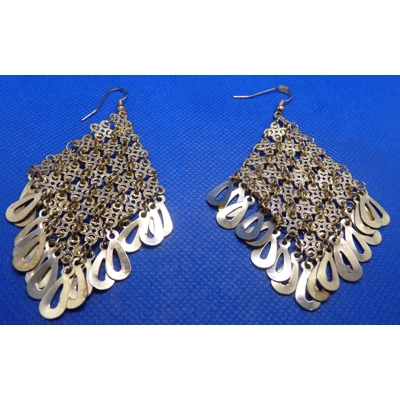 Gold/bronze metallic earrings Gold/bronze metallic earrings