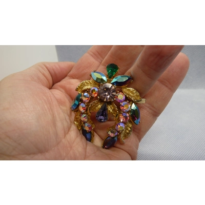 Sphinx brooch Sphinx brooch