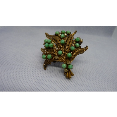 Vintage intricate brooch Vintage intricate brooch