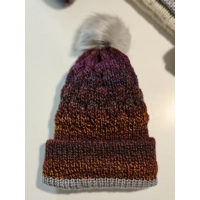Rusty Bubble Beanie with pompom