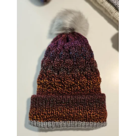 Rusty Bubble Beanie with pompom