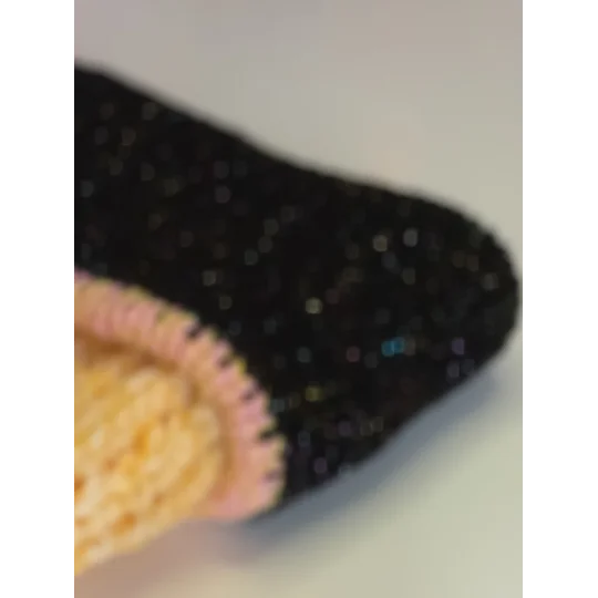 Pompom Beanie - Double Layer - Shiny Brim