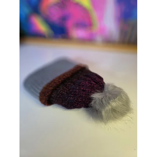 Rusty Bubble Beanie with pompom