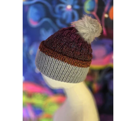 Rusty Bubble Beanie with pompom