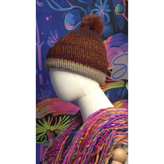 Pompom Beanie - Lightweight - Double Layer - Simple - rusty / gray / glitter