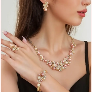 5pcs Elegant Pearl & Rh..