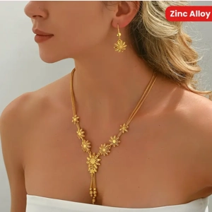 [Vintage Floral Tassel ..