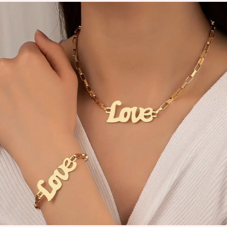 A new hollow English love me.. A new hollow English love me..
