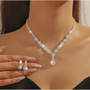 1 Pair of Earrings..