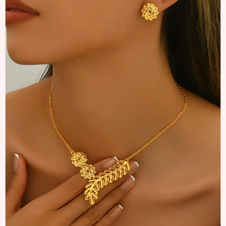 Elegant Gold-Plated Wheat De.. Elegant Gold-Plated Wheat De..
