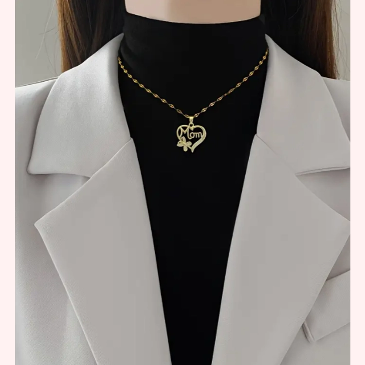 Chic Butterfly Heart 'MOM' Z.. Chic Butterfly Heart 'MOM' Z..