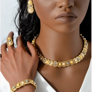 1 Set Exquisite Luxury ..