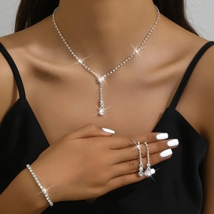 Elegant And Minimalist ..