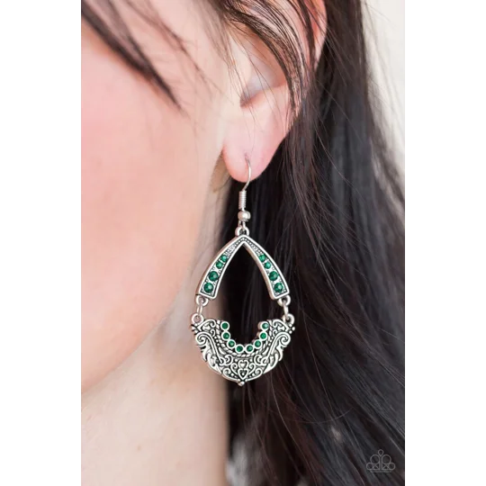 Stylish Royal Engagement - Green