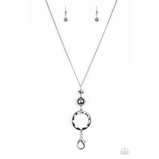 Bold Balancing Act - Black