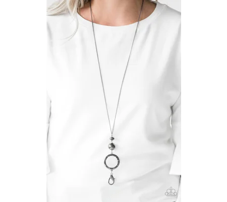 Bold Balancing Act - Black