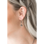 Bold Balancing Act - Black Bold Balancing Act - Black