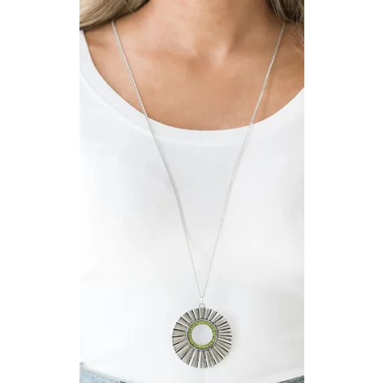 Chicly Centered - Green