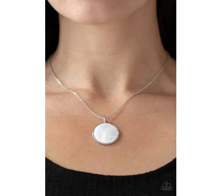 Shimmering Seashores - White