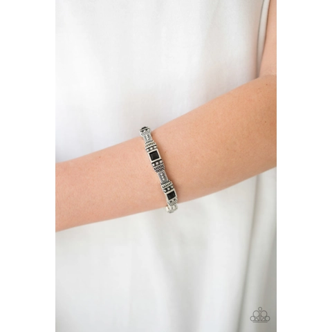 Totally Traveler - Black