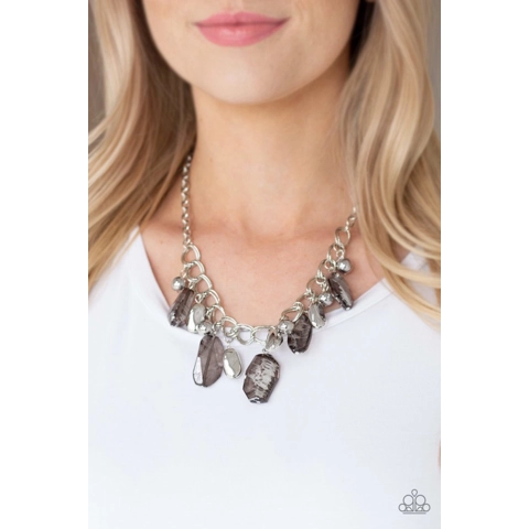 Chroma Drama - Black