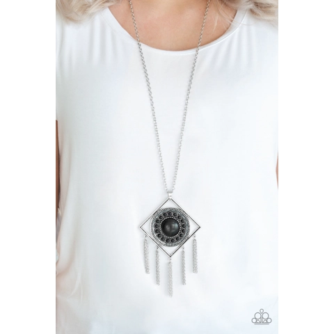 Sandstone Solstice - Black