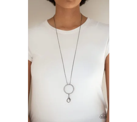 Center Of Attention - Black