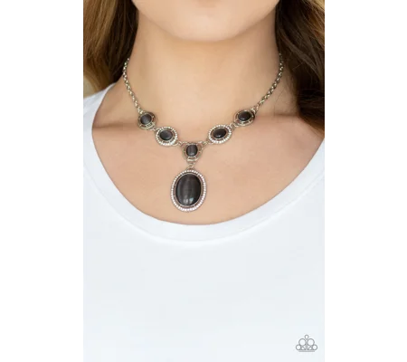 Metro Medallion - Black