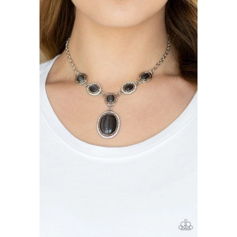 Metro Medallion - Black