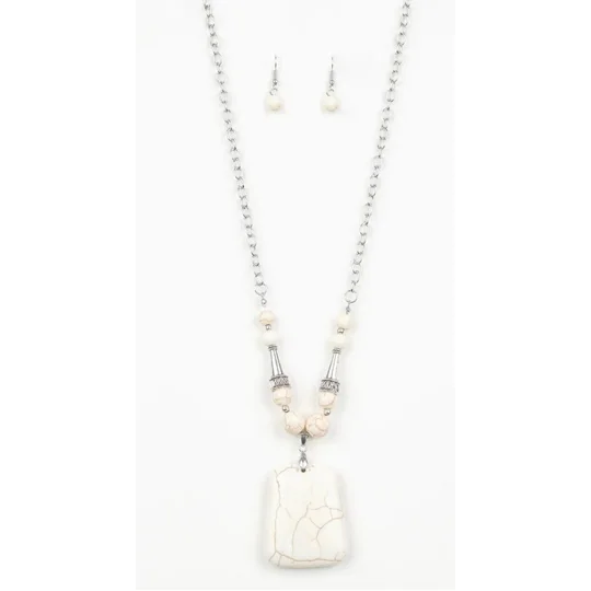 Sandstone Oasis - White