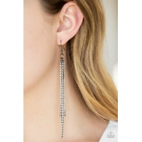 Center Stage Status - Black