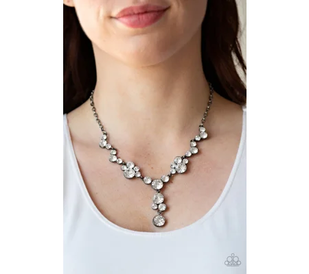 Elegant Necklace-Inner Light - Black