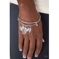 Heart of BOLD - White