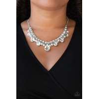 Knockout Queen - White